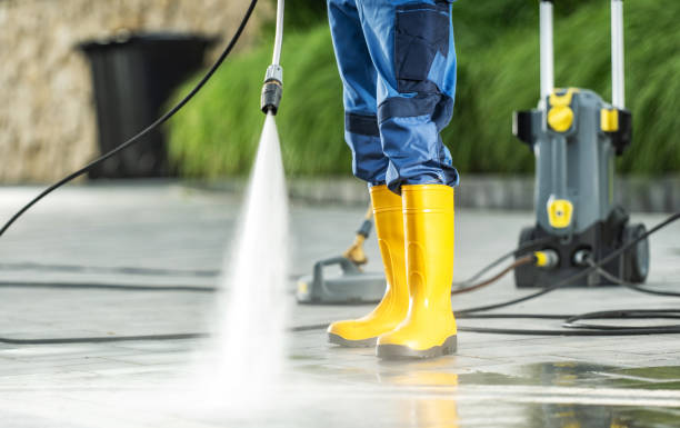 Fence Pressure Washing in Riesel, TX